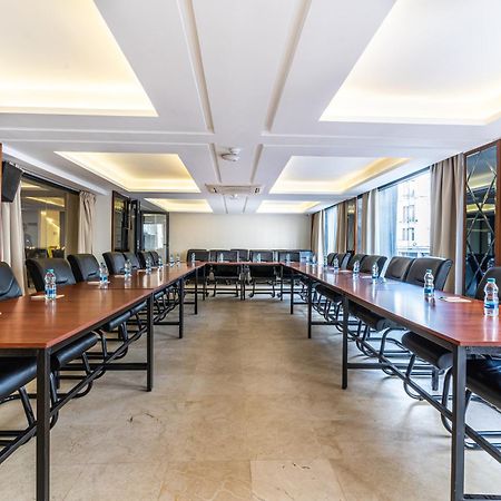 One Hotel Casablanca Exterior foto The meeting room of the African Union