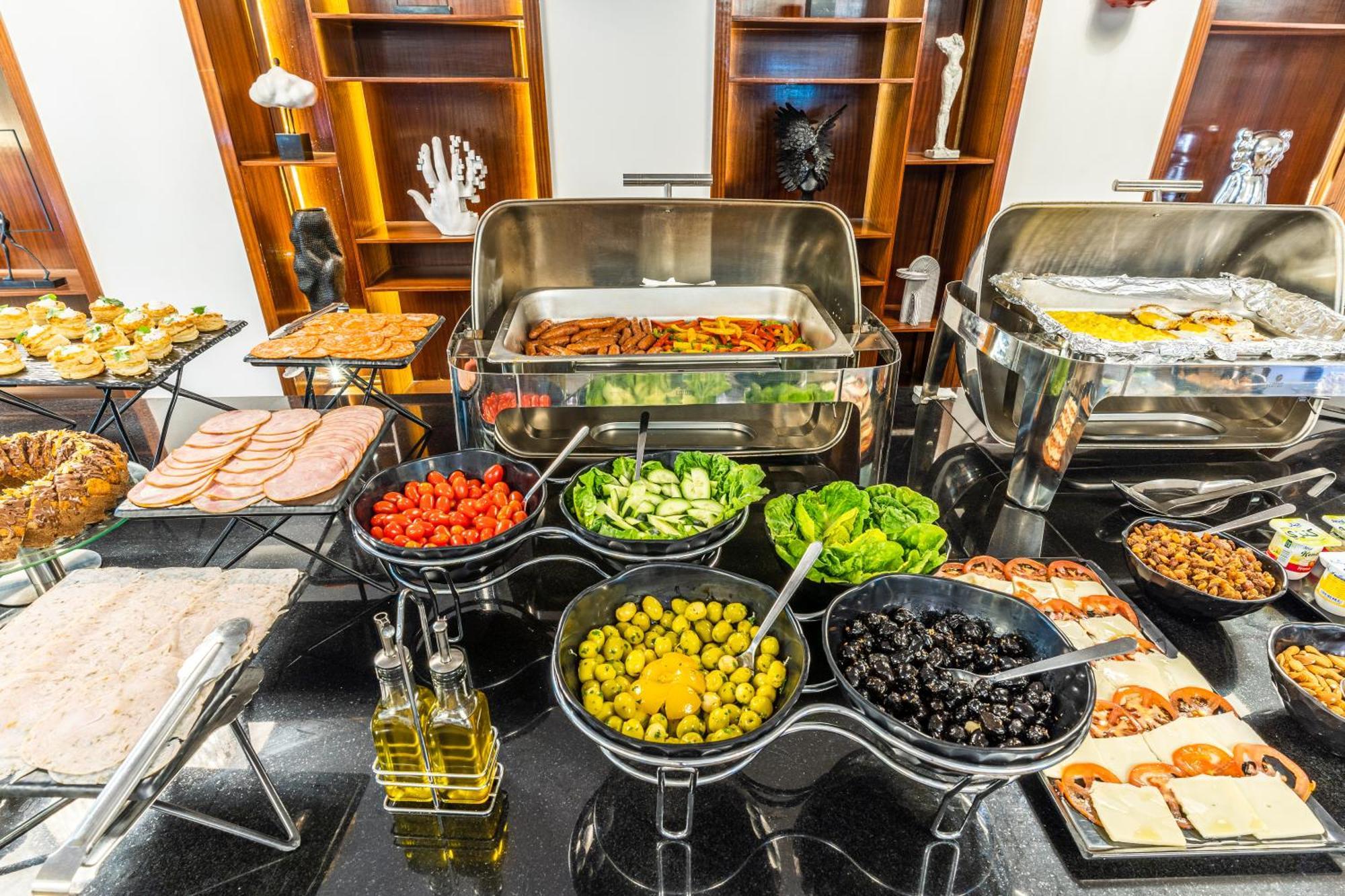 One Hotel Casablanca Exterior foto A salad bar
